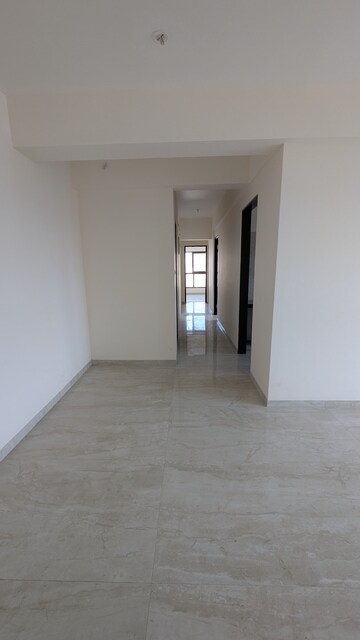 Room in 3 BHK Apartment at Aventus Westbrook, Andheri East – for Sale