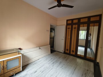Room in 2 BHK Apartment at Puraniks Kanchanpushp Complex, Kavesar – for Rent