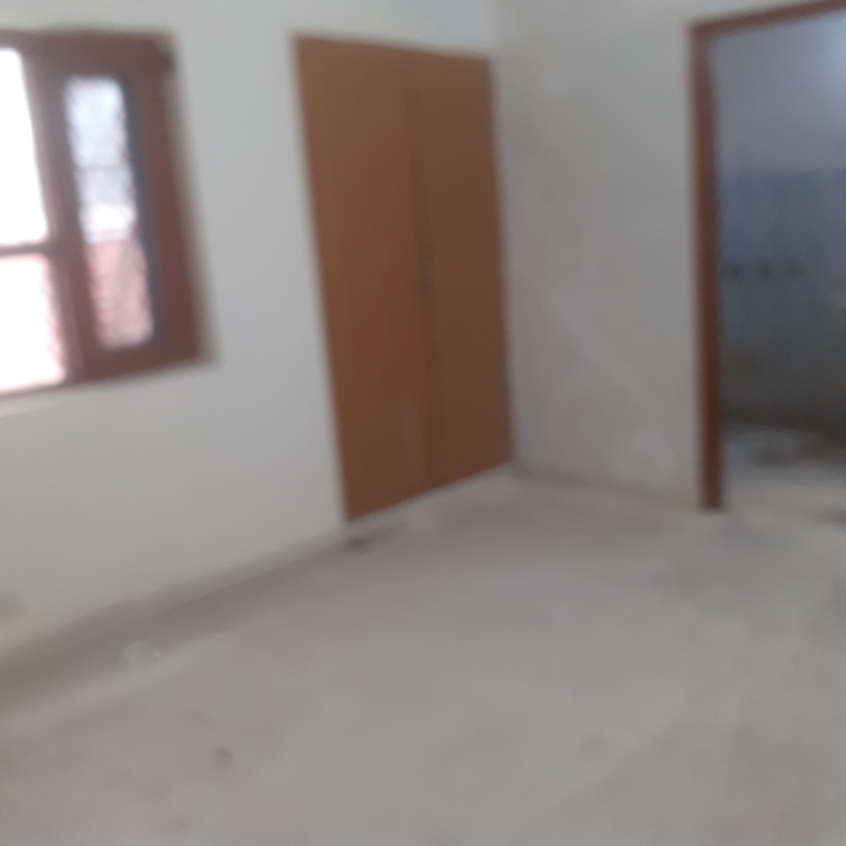 2 BHK + Pooja Room,Servant Room,Extra Room Villa For Rent in Sector 47