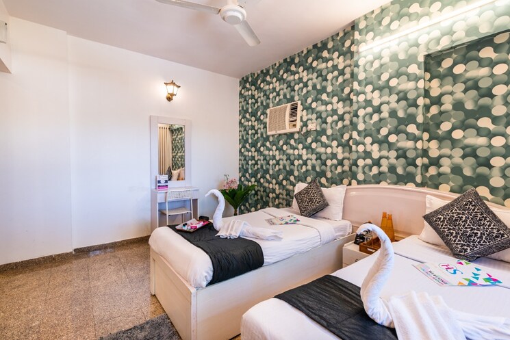 Bedroom, lalani-valentine-apartment 4 Bedroom 2025 Sq.Ft. Independent House In Malad East Mumbai 8600842