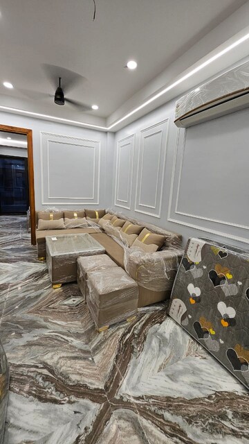 Living Room in 2 BHK Builder Floor at Sector 46 – for Rent
