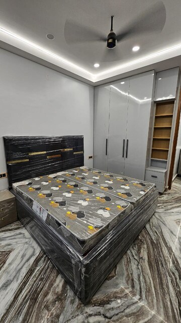 Bedroom in 2 BHK Builder Floor at Sector 46 – for Rent