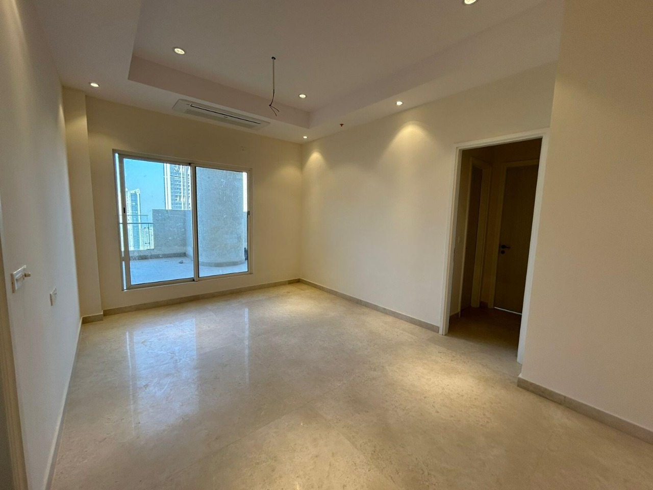 3 BHK + Servant Room Apartment For Rent in Indiabulls Sky Forest
