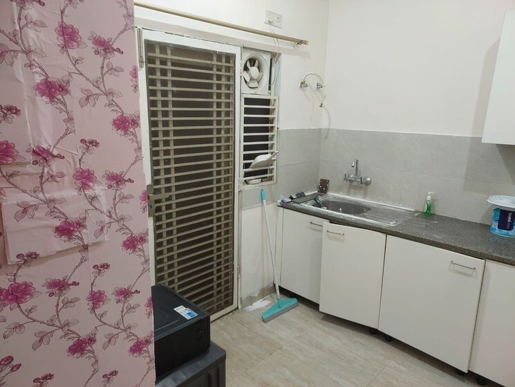 Bathroom, puri-aman-vilas 3 Bedroom 265 Sq.Yd. Builder Floor In Sector 89 Faridabad 8600920