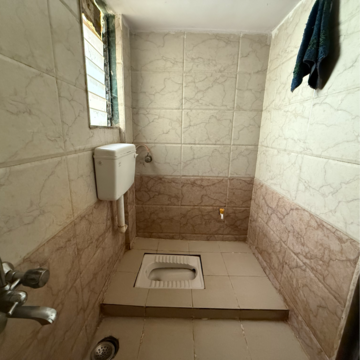 Bathroom in 2 BHK Apartment at Vichumbe – for Rent