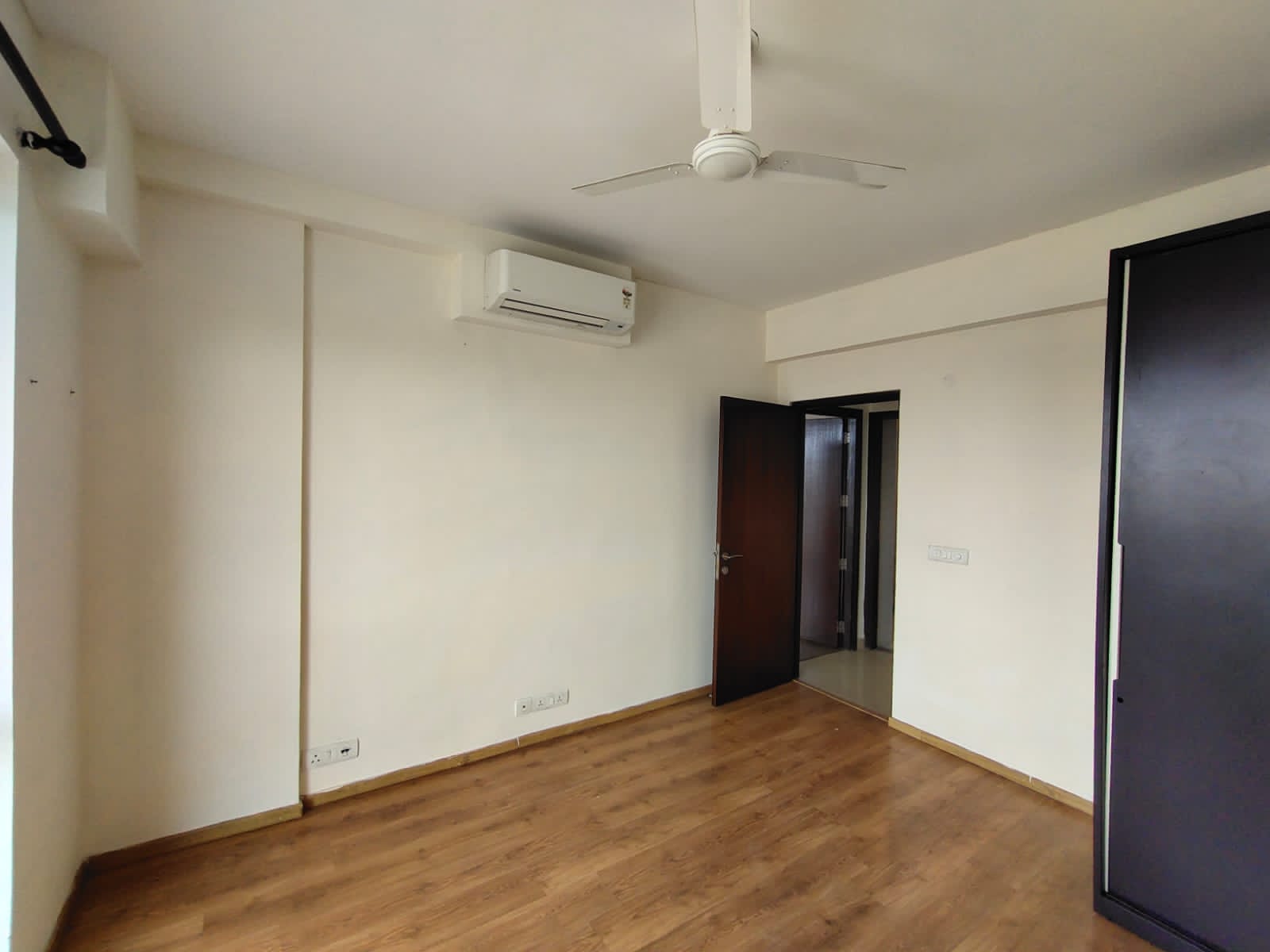 2 BHK + Study Room Apartment For Rent in M3M Woodshire