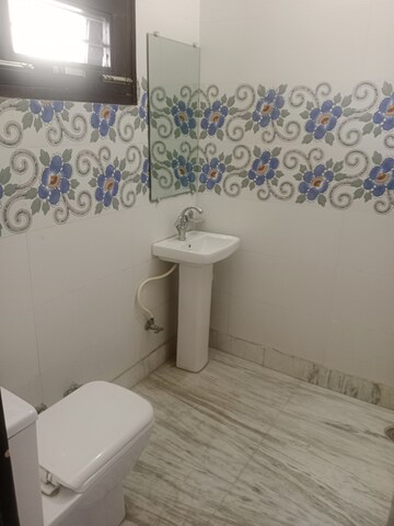 Bathroom in 3 BHK Builder Floor at Sector 18 – for Rent