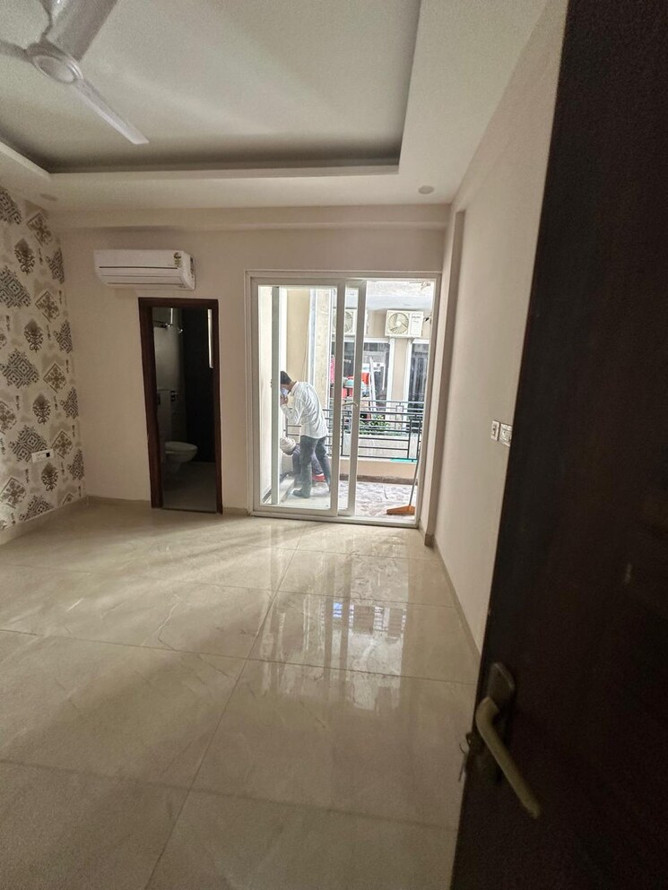 Room, ramgarh bhudda 3 Bedroom 1500 Sq.Ft. Apartment In Ramgarh Bhudda Zirakpur 8600983