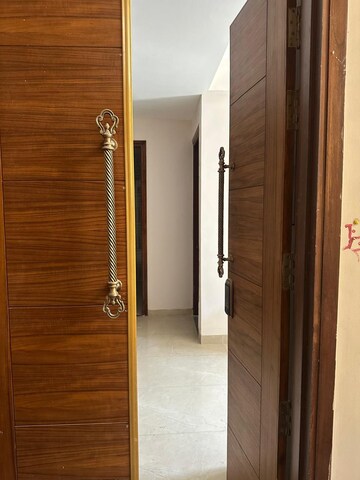 Building Lobby in 3 BHK Apartment at Ramgarh Bhudda – for Rent