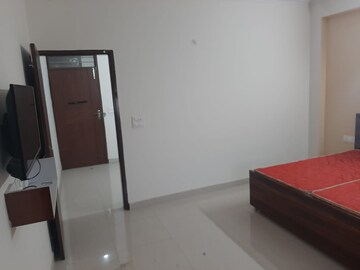 Furnished Amenities in 1 BHK Builder Floor at Sector 40 – for Rent