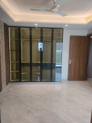 Room in 4 BHK Builder Floor at Ansal API Versalia, Sector 67a – for Sale