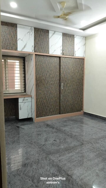 Room in 3 BHK Builder Floor at Begumpet – for Rent