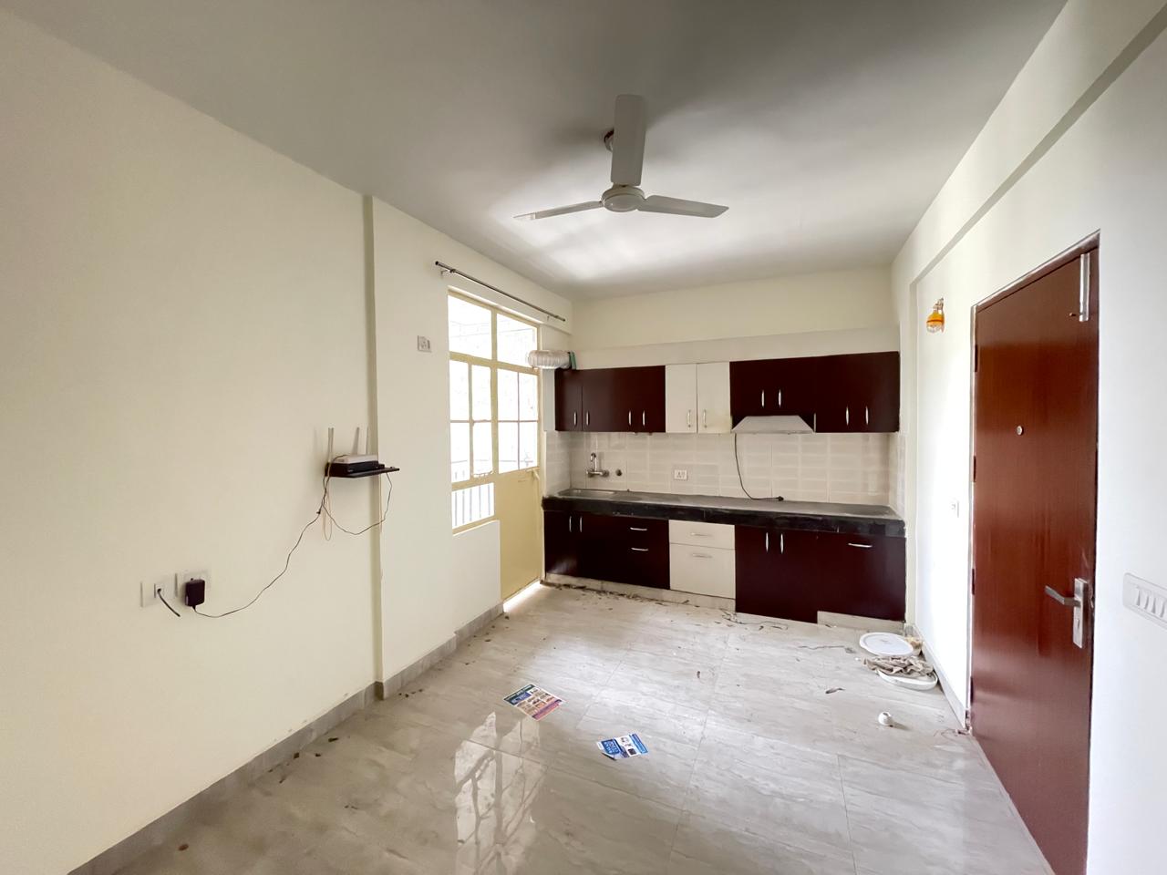 2 BHK Apartment For Sale in Signature Solera Apartment