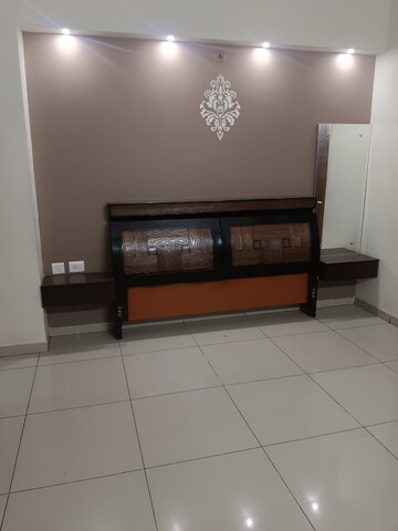 Furnished Amenities in 2 BHK Apartment at Gulshan Bellina, Sector 16 Greater Noida – for Rent