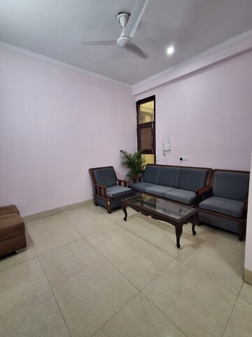2 BHK Builder Floor For Rent in Sector 47
