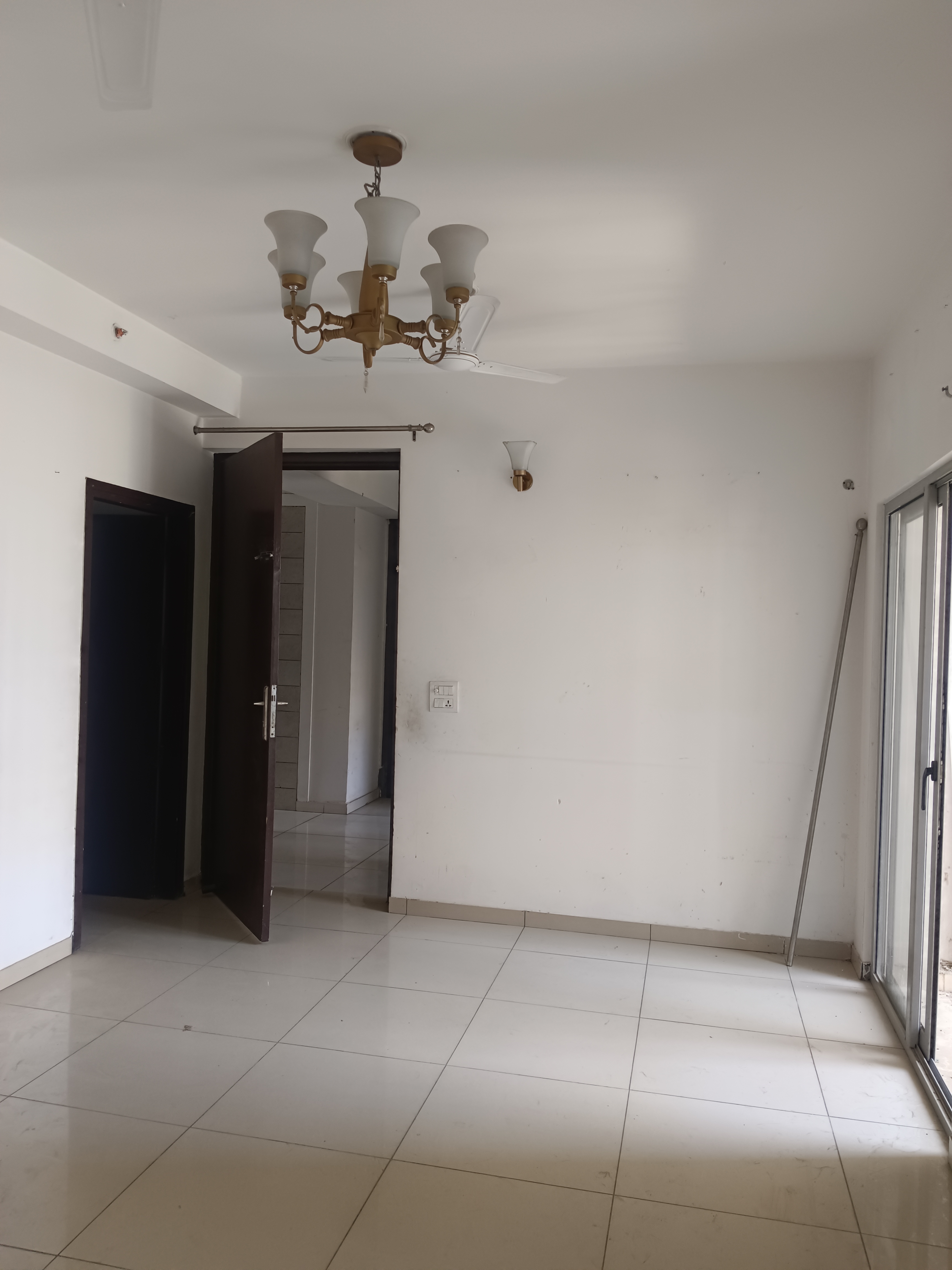 3 BHK + Pooja Room Apartment For Rent in Gulshan Bellina