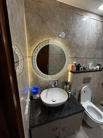 Bathroom in 1 BHK Builder Floor at Sector 45 – for Rent