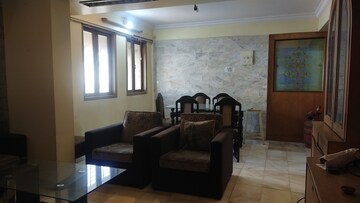  Pg For Rent in Kandivali East