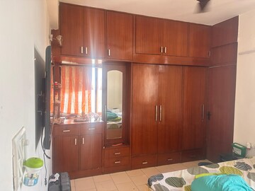 Furnished Amenities in 2 BHK Apartment at Ireo Skyon, Sector 60 – for Rent