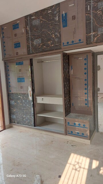 Room in 3 BHK Apartment at Richmond Town – for Sale