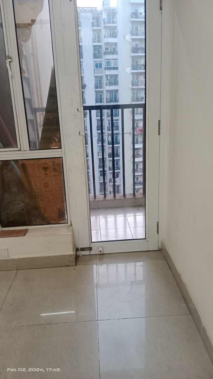 Balcony, gaur-city-1st-avenue 3 Bedroom 894 Sq.Ft. Apartment In Sector 4 Greater Noida Greater Noida 8601433