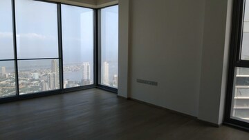 Room in 5 BHK Apartment at Rustomjee Crown, Prabhadevi – for Rent