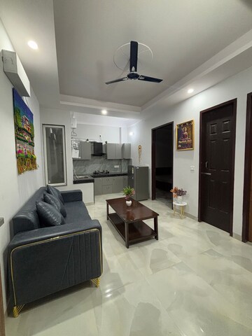 Master Bedroom in 2 BHK Builder Floor at Sector 46 – for Rent