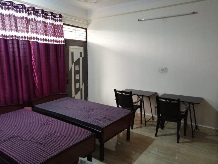 Bedroom, gamma ii greater noida 3 Bedroom 200 Sq.Mt. Independent House In Gamma Ii Greater Noida Greater Noida 8601510