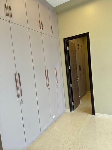 Building Lobby in 4 BHK Apartment at Kohinoor Square Altissimo, Dadar West – for Rent