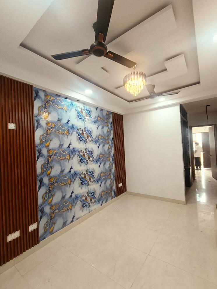 Bedroom, sector 73 1 Bedroom 650 Sq.Ft. Builder Floor In Sector 73 Noida 8601518