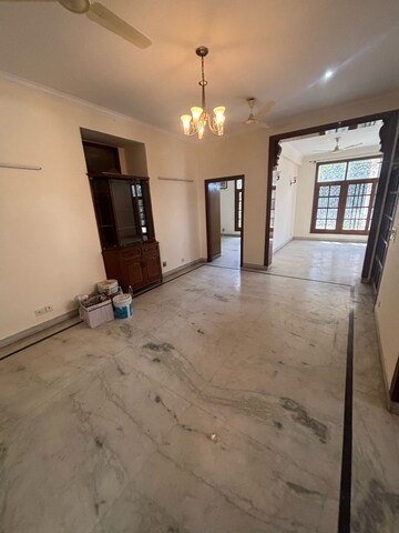 3 BHK Builder Floor For Rent in Sector 40