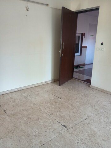 2 BHK Apartment For Rent in Hiranandani Villa Grand, Ghodbunder Road