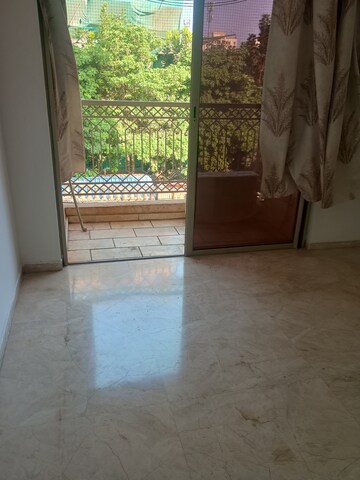 2 BHK Apartment For Rent in Hiranandani Athena, Ghodbunder Road