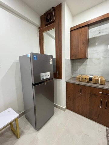 Kitchen in 1 BHK Builder Floor at Sushant Vyapaar Kendra, Sector 43 – for Rent