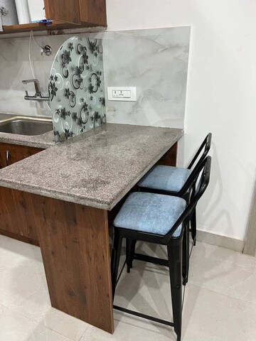 Team Area in 1 BHK Builder Floor at Sushant Vyapaar Kendra, Sector 43 – for Rent