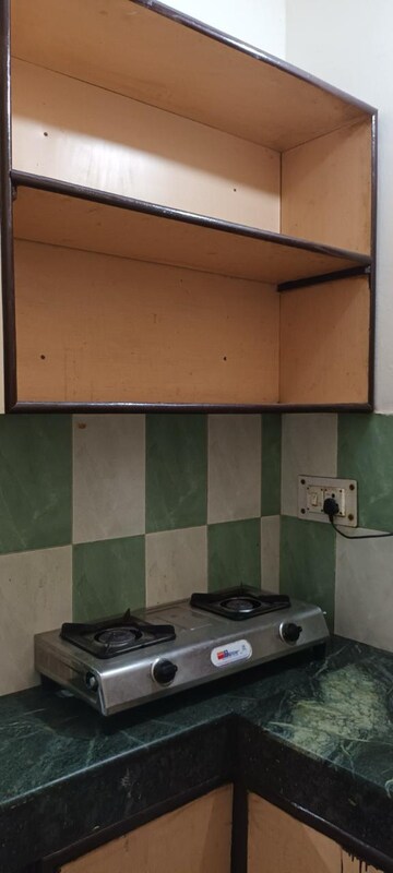 Kitchen in 1 BHK Builder Floor at Sector 40 – for Rent