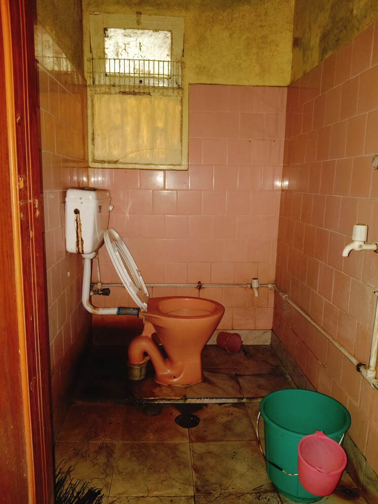 Bathroom, mayur-apartment 2 Bedroom 750 Sq.Ft. Apartment In Baguiati Kolkata 8601565