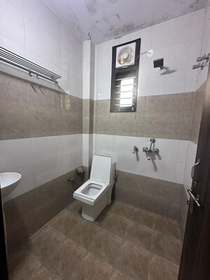 Bathroom in 3 BHK Builder Floor at Ansal Sushant Lok I, Sector 43 – for Sale