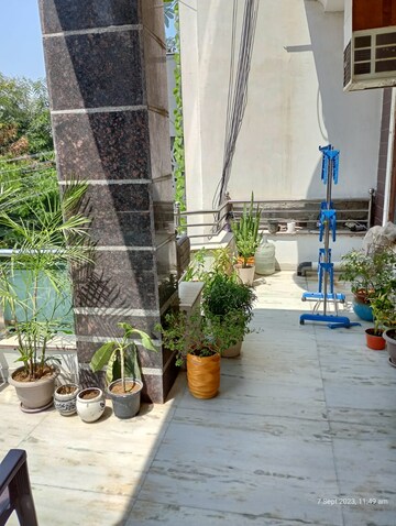 Balcony in 4 BHK Builder Floor at Ansal Sushant Lok I, Sector 43 – for Rent