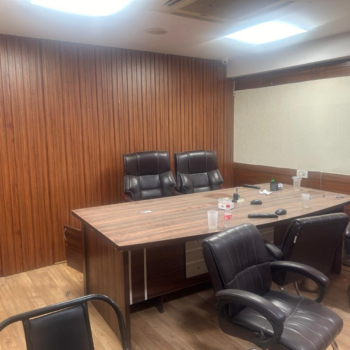 Office Space For Rent in Sector 17 Chandigarh Furn