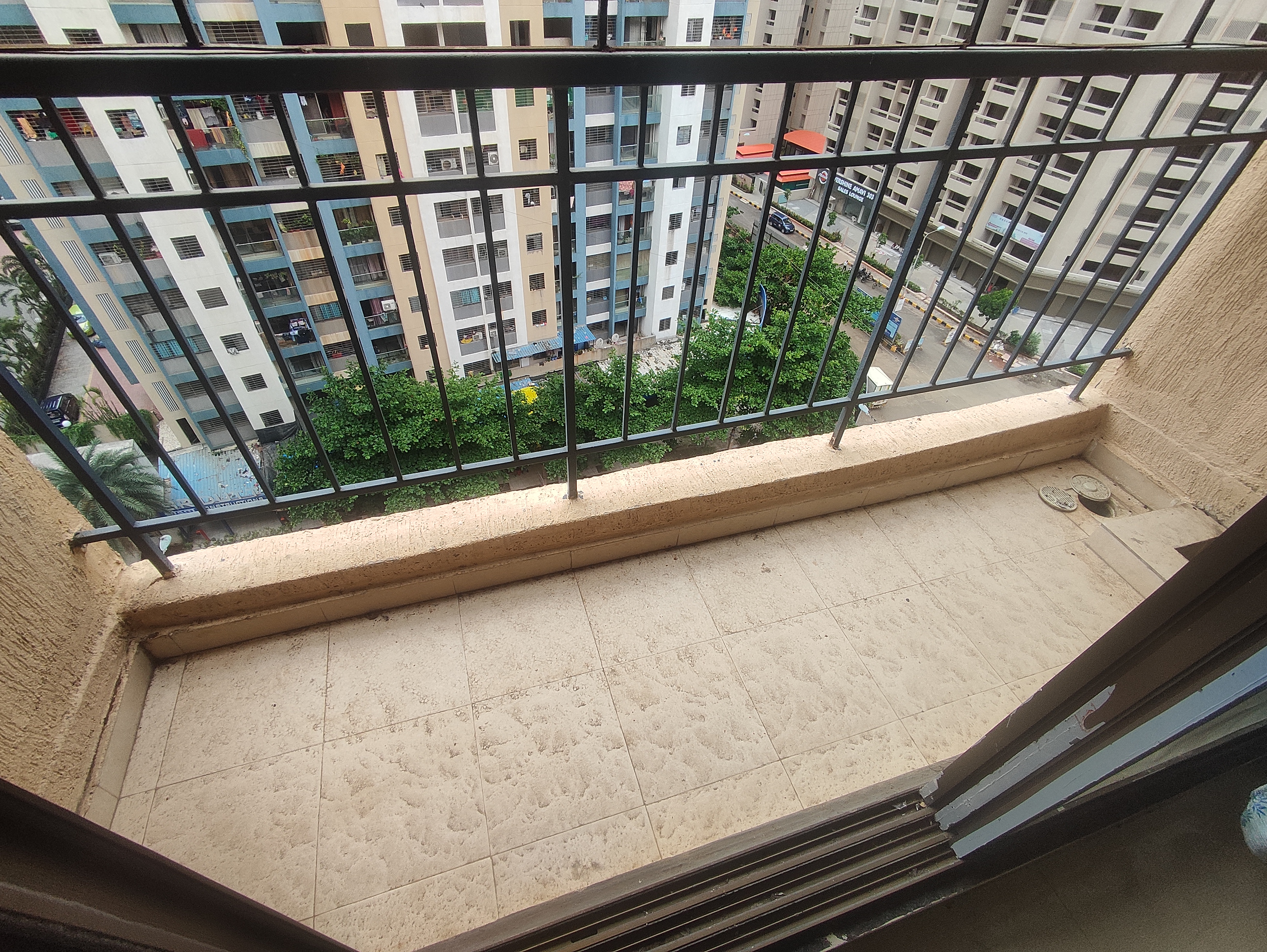 2 BHK + Study Room 512 Sq.Ft. Apartment in Rustomjee Virar Avenue L1 L2 And L4 Wing H