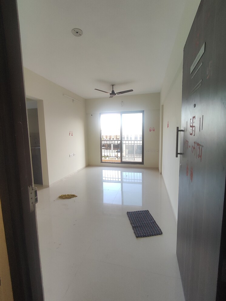 Room, rustomjee-virar-avenue-l1-l2-and-l4-wing-h 2 Bedroom 512 Sq.Ft. Apartment In Virar West Palghar 8601582