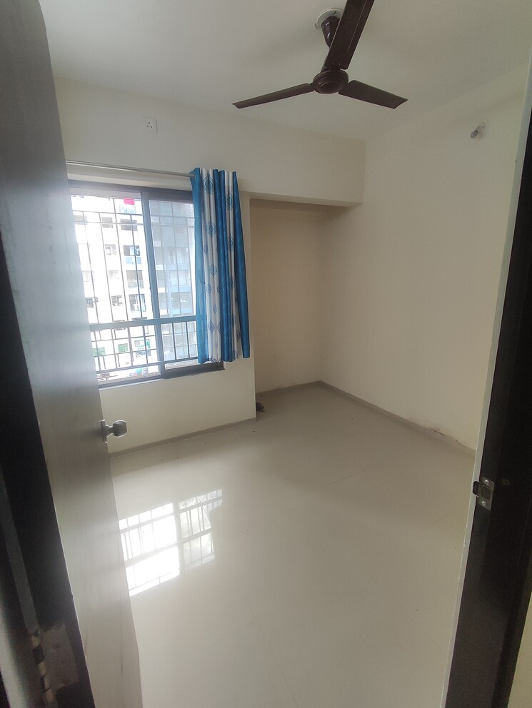 Room, rustomjee-virar-avenue-l1-l2-and-l4-wing-h 2 Bedroom 512 Sq.Ft. Apartment In Virar West Palghar 8601582