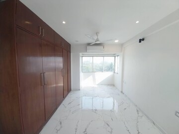Building Lobby in 3 BHK Apartment at Sagar Tarang Worli, Worli – for Rent