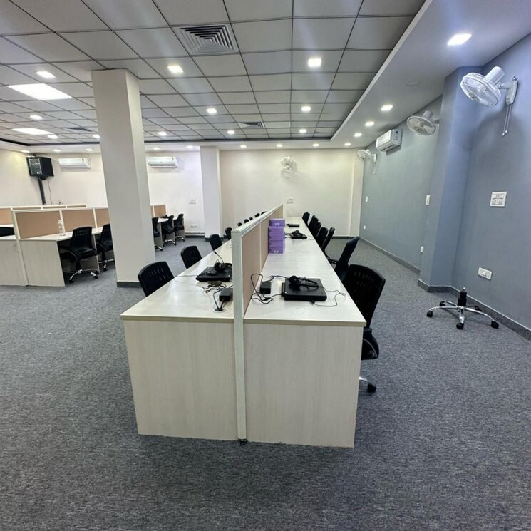 Team Area, phase 7 Commercial Office Space 2750 Sq.Ft. In Phase 7 Mohali 8601591