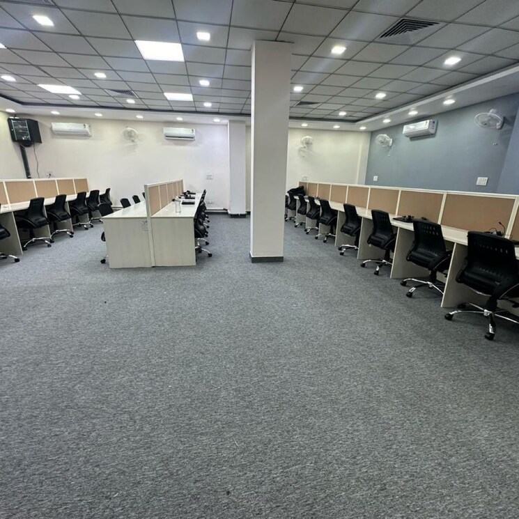 Team Area, phase 7 Commercial Office Space 2750 Sq.Ft. In Phase 7 Mohali 8601591