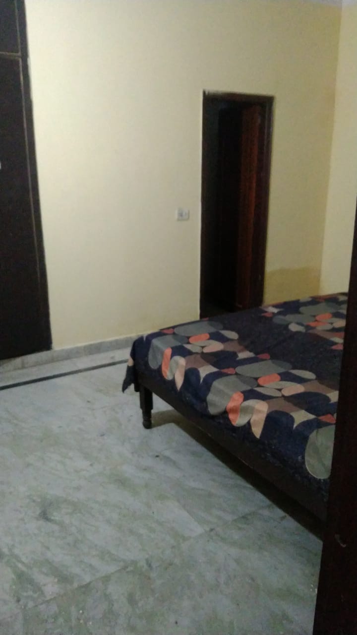 1 RkIndependent House For Rent in Sector 50