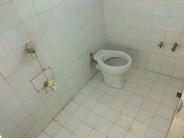 Bathroom in 2 BHK Apartment at Satellite – for Rent