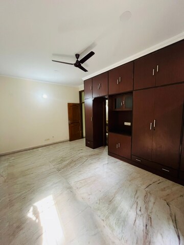 2 BHK Builder Floor For Rent in Sector 46