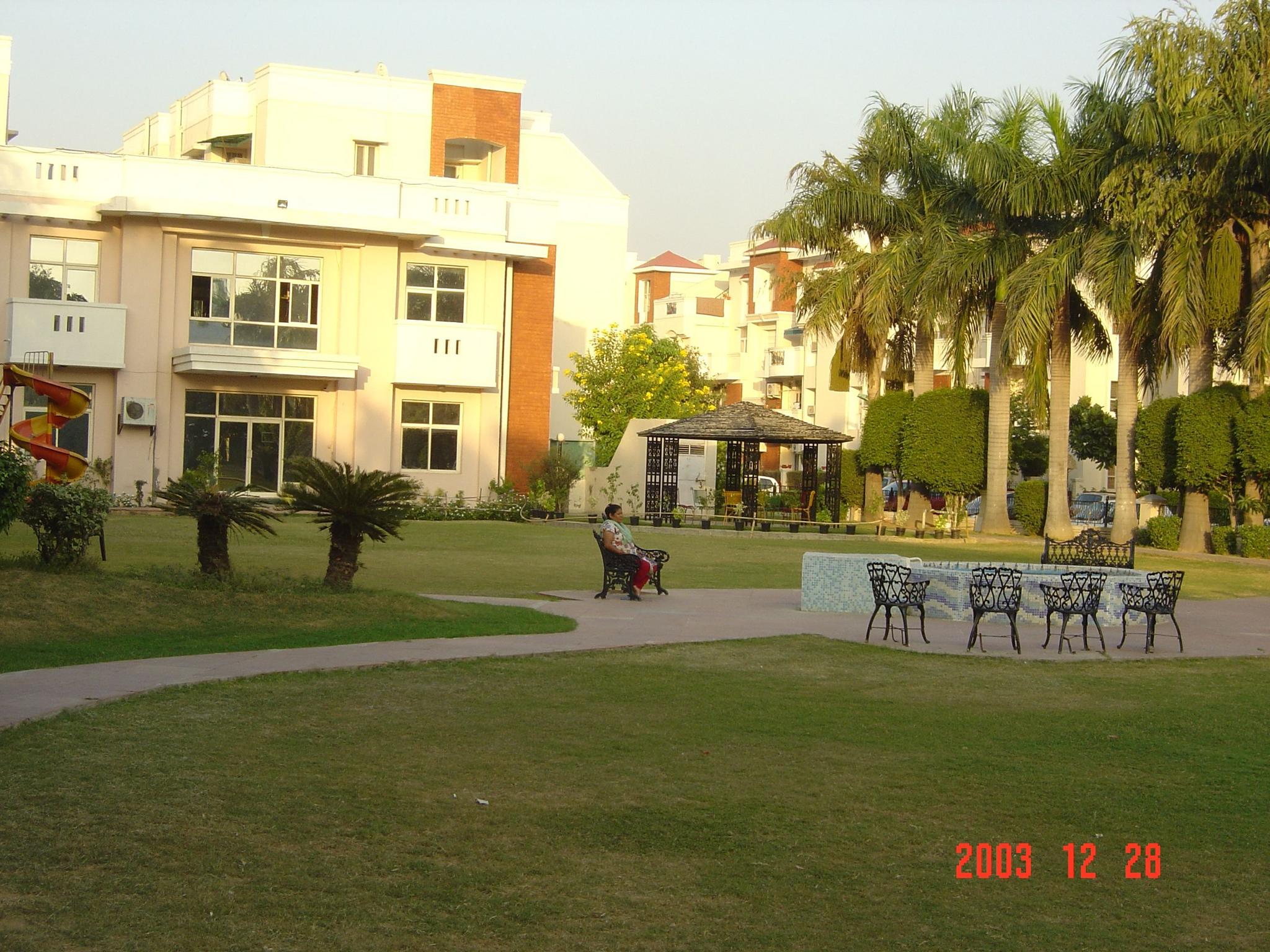 2 BHK 870 Sq.Ft. Apartment in Eldeco Residency Greens